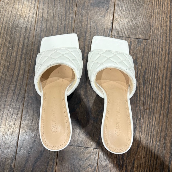Quilted Kitten Heels / Sandal / Mule - white - Picture 6 of 8